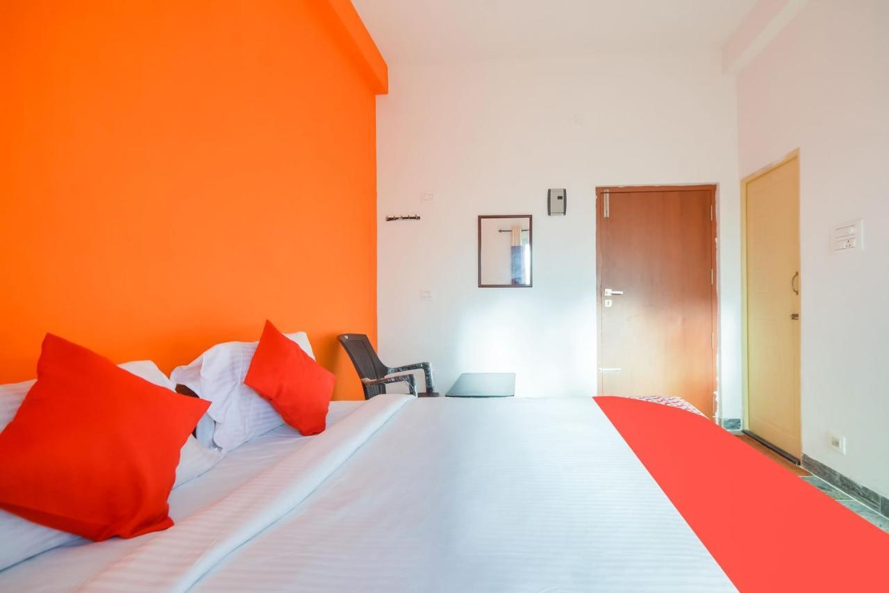Flagship New Cresent Park Hotel Coimbatore Bagian luar foto