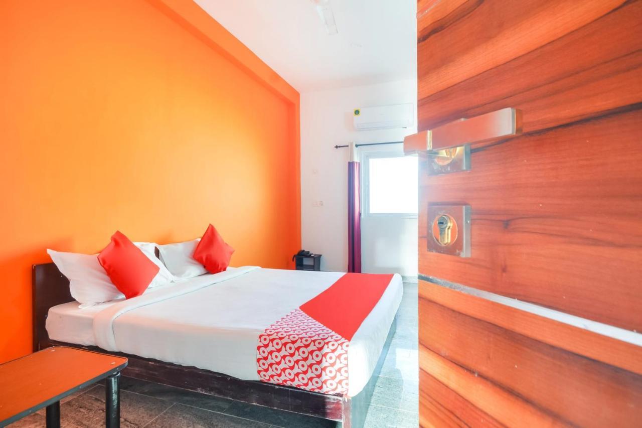 Flagship New Cresent Park Hotel Coimbatore Bagian luar foto