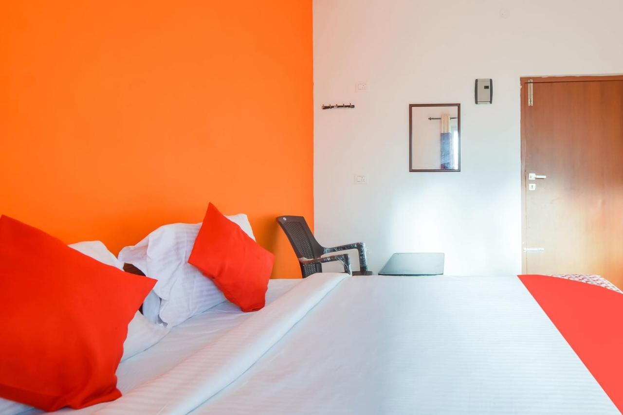 Flagship New Cresent Park Hotel Coimbatore Bagian luar foto