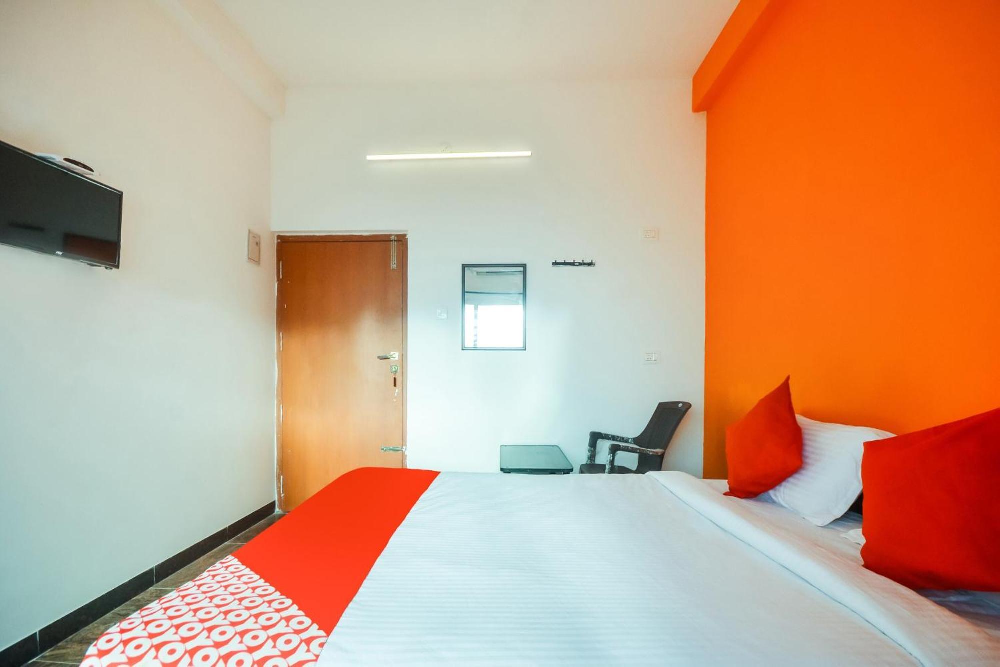 Flagship New Cresent Park Hotel Coimbatore Bagian luar foto