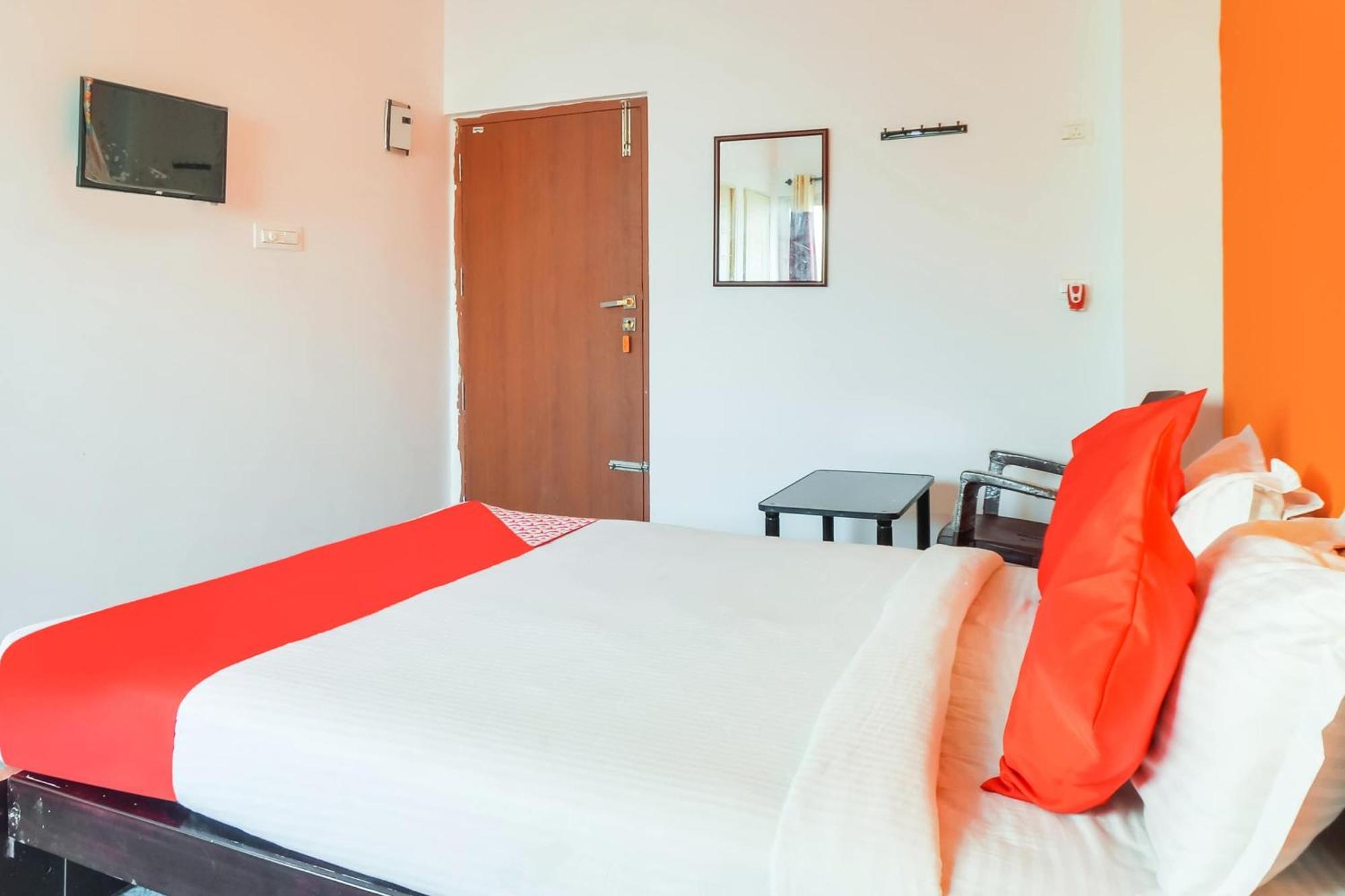 Flagship New Cresent Park Hotel Coimbatore Bagian luar foto