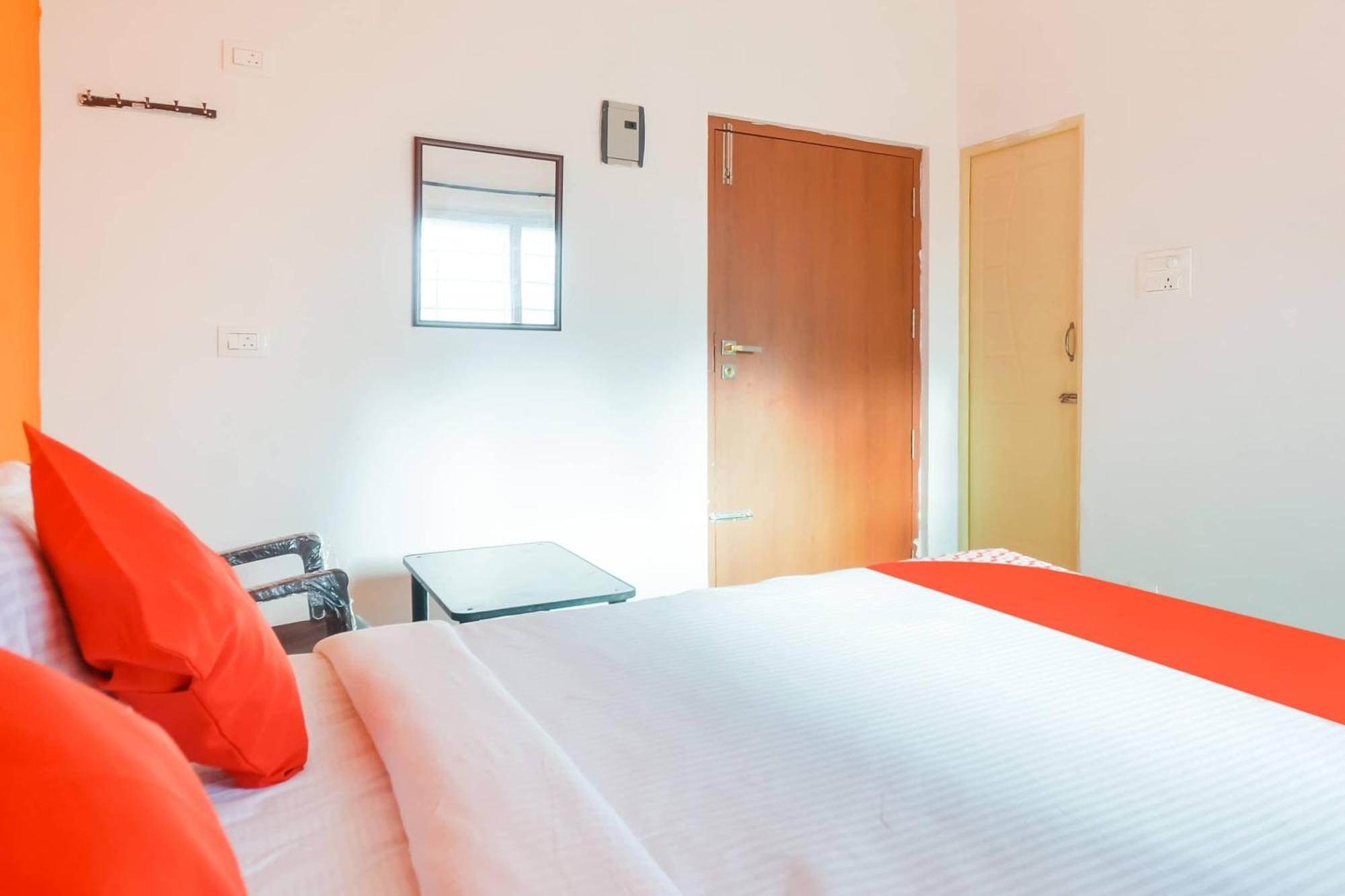 Flagship New Cresent Park Hotel Coimbatore Bagian luar foto